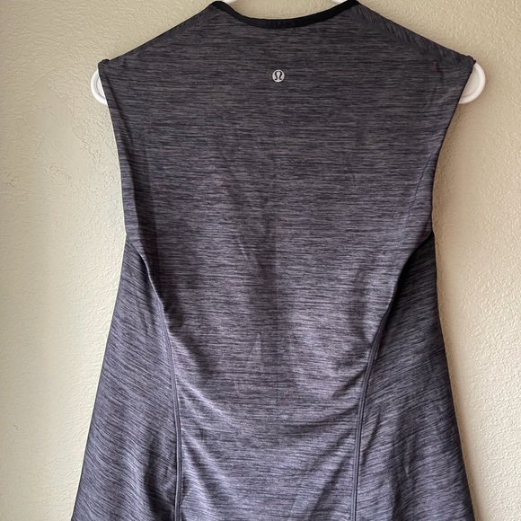 Lululemon | Medium Dry fit athletic workout top with built in shelf bra - Picture 2 of 4